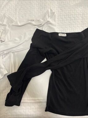 Lewkin Set of 2 Off the Shoulder Long Sleeve Tee